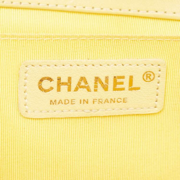 Pre Owned Chanel Yellow Quilted Tweed and Leather Medium Boy Flap Bag