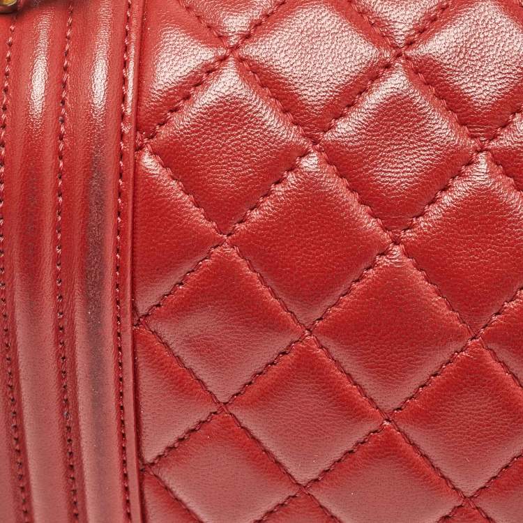 Pre Owned Chanel Red Quilted Leather Medium Boy Flap Bag