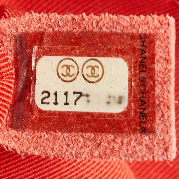 Pre Owned Chanel Red Quilted Leather Medium Boy Flap Bag