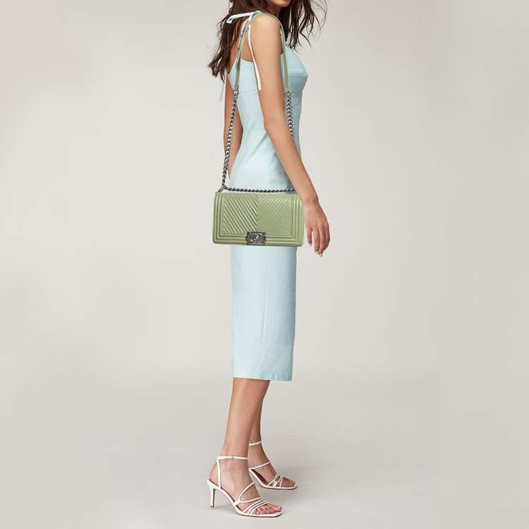 Pre Owned Chanel Green Chevron Leather Medium Boy Flap Bag