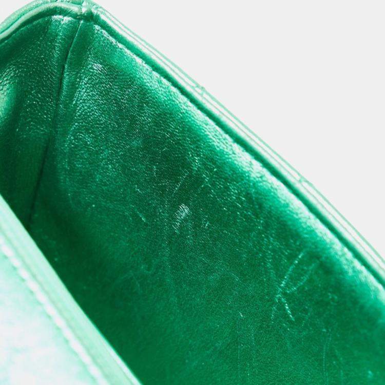 Pre Owned Chanel Metallic Green Lambskin Leather Quilted Top Handle Bag 