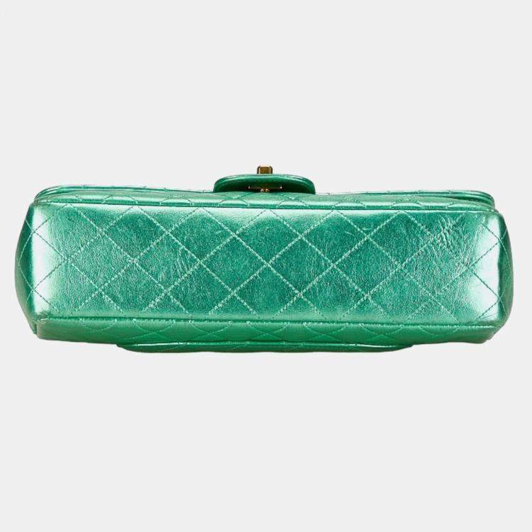 Pre Owned Chanel Metallic Green Lambskin Leather Quilted Top Handle Bag 