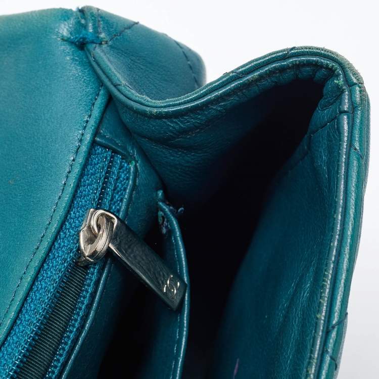 Pre Owned Chanel Green Quilted Leather Jumbo Classic Double Flap Bag