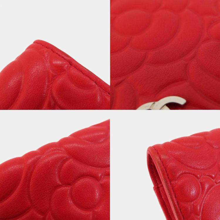 Pre Owned Chanel Red Camellia Leather Embossed Wallet On Chain