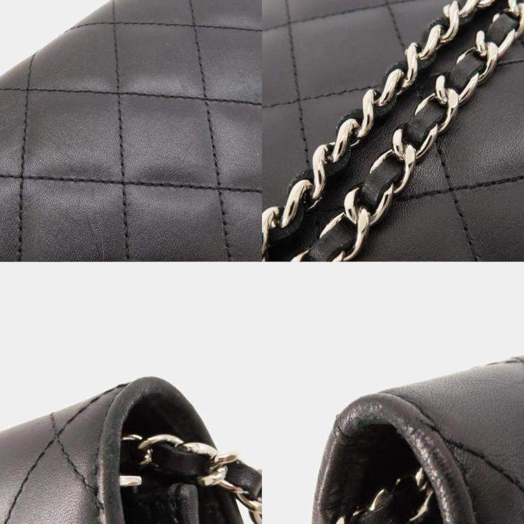 Pre Owned Chanel White/Black Leather Cambon Ligne Wallet On Chain