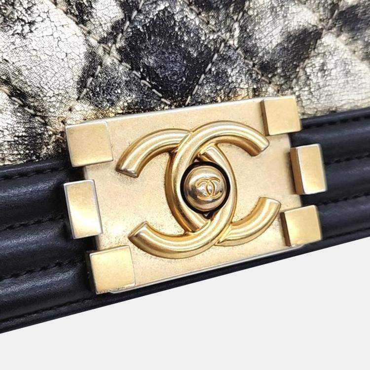 Pre Owned Chanel Black Leather Boy Medium Shoulder Bag