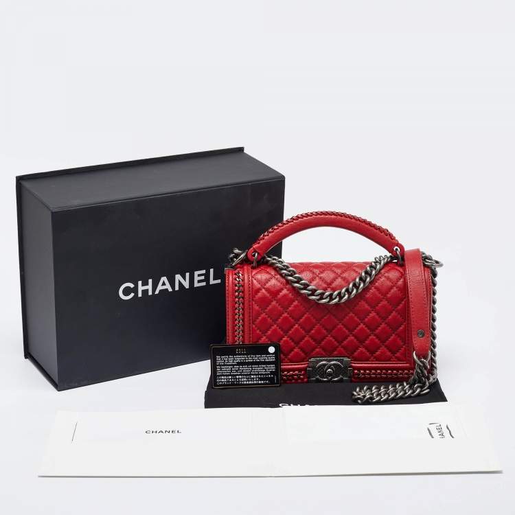 Pre Owned Chanel Red Quilted Leather Medium Chain Around Boy Flap Bag
