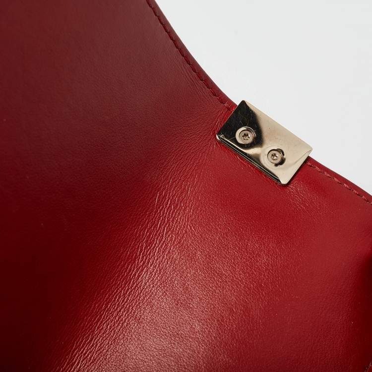 Pre Owned Chanel Red Chevron Leather Medium Boy Flap Bag