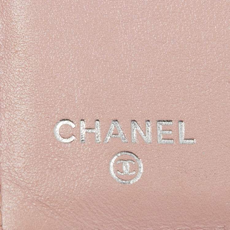 Pre Owned Chanel Pink Caviar Leather CC Compact Wallet