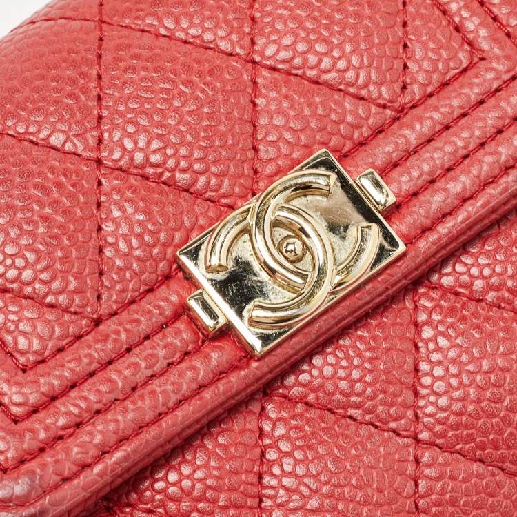 Pre Owned Chanel Red Quilted Caviar Leather Boy Compact Wallet