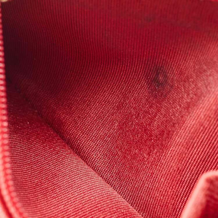 Pre Owned Chanel Red Quilted Caviar Leather Boy Compact Wallet