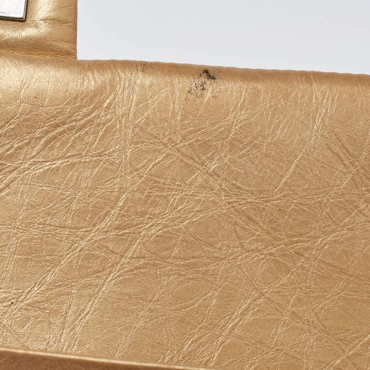 Pre Owned Chanel Gold Quilted Aged Leather Reissue 2.55 Classic 226 Flap Bag