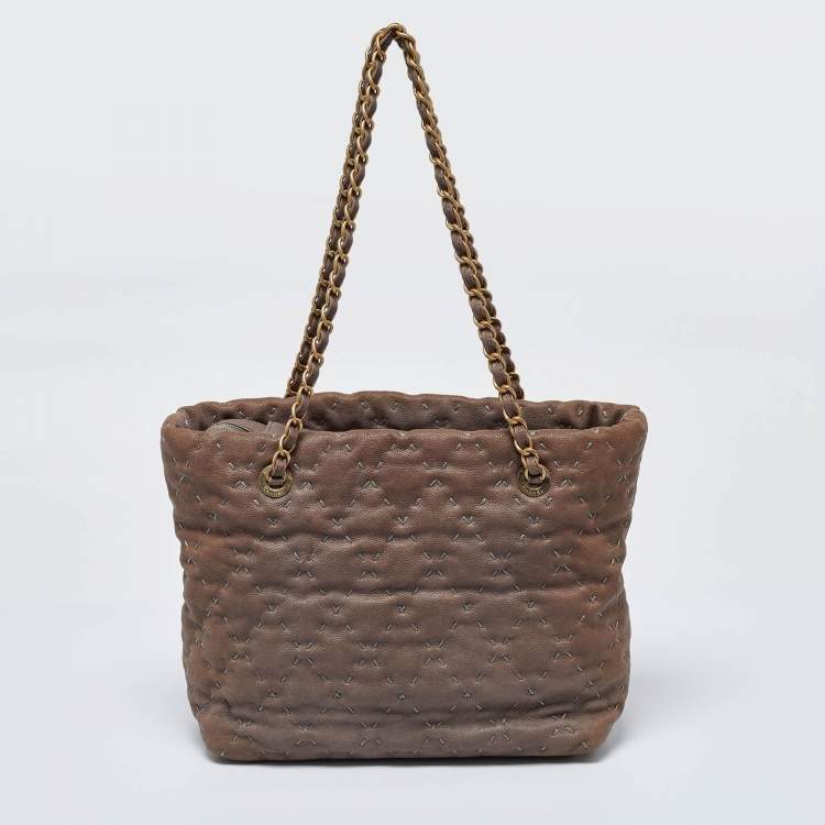 Pre Owned Chanel Brown Quilted Caviar Leather Wild Stitch Tote