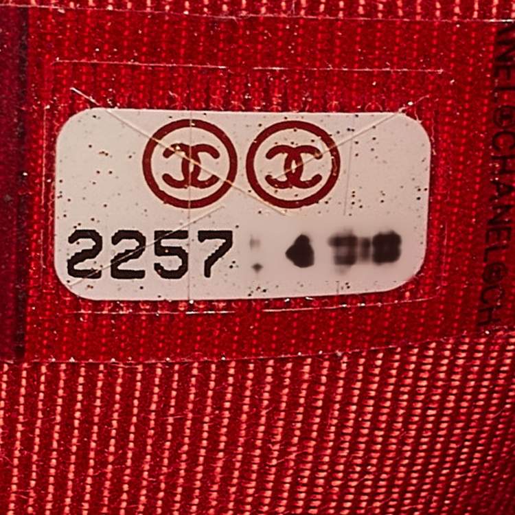 Pre Owned Chanel Red Quilted Leather CC Trifold Wallet