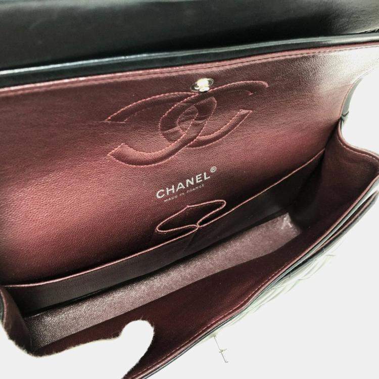 Pre Owned Chanel Black Leather Medium Classic Double Flap Shoulder Bags