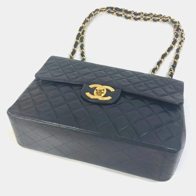 Pre Owned Chanel Black Quilted Lambskin Maxi Vintage Classic Single Flap Bag