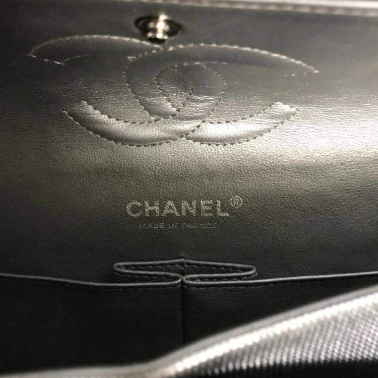 Pre Owned Chanel Metallic Silver Quilted Calfskin Pixel Effect Medium Classic Double Flap Bag