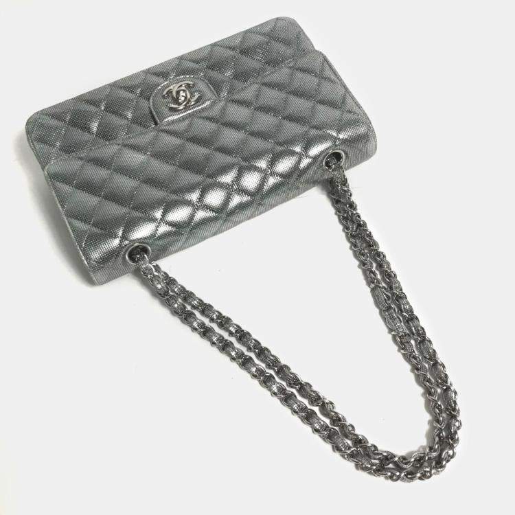Pre Owned Chanel Metallic Silver Quilted Calfskin Pixel Effect Medium Classic Double Flap Bag