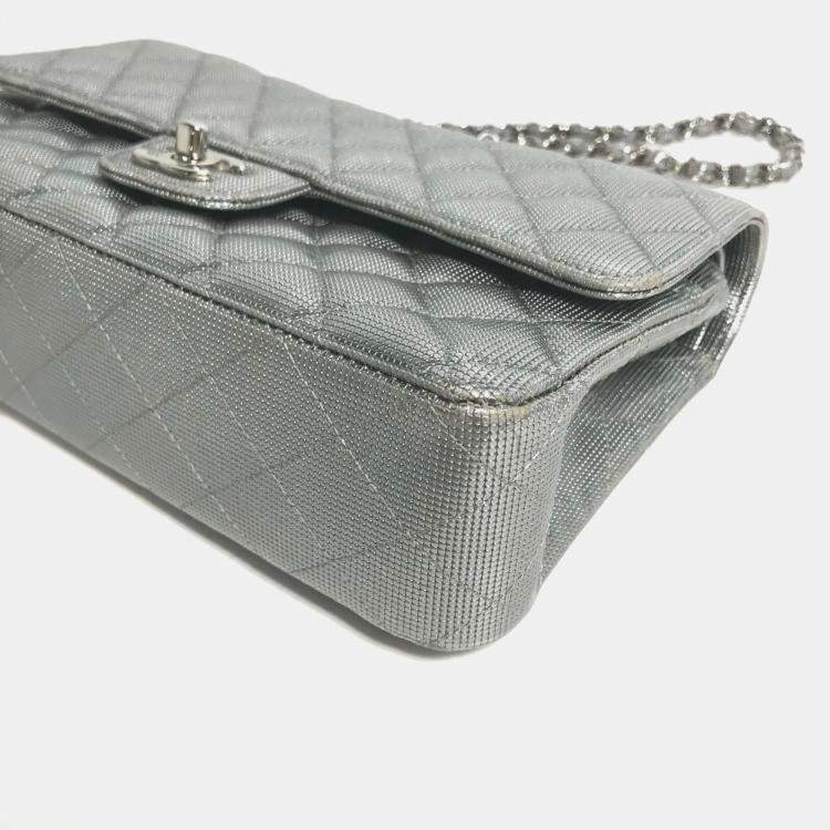 Pre Owned Chanel Metallic Silver Quilted Calfskin Pixel Effect Medium Classic Double Flap Bag