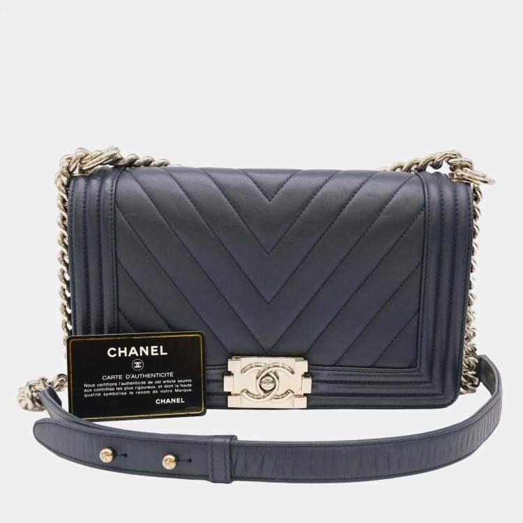 Pre Owned Chanel Navy Blue Lambskin Leather Medium Chevron Boy Shoulder Bag