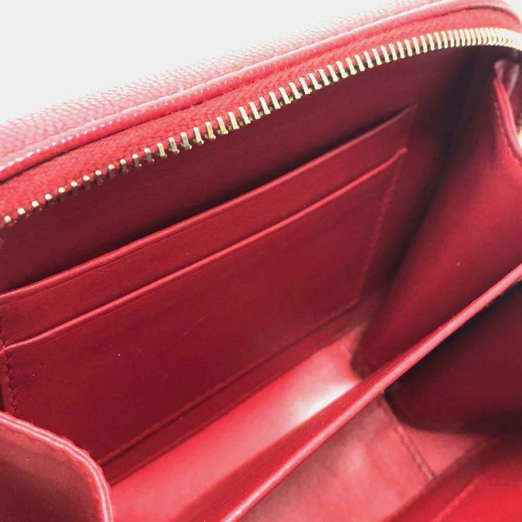 Pre Owned Chanel Red Leather Small Filigree Shoulder Bag
