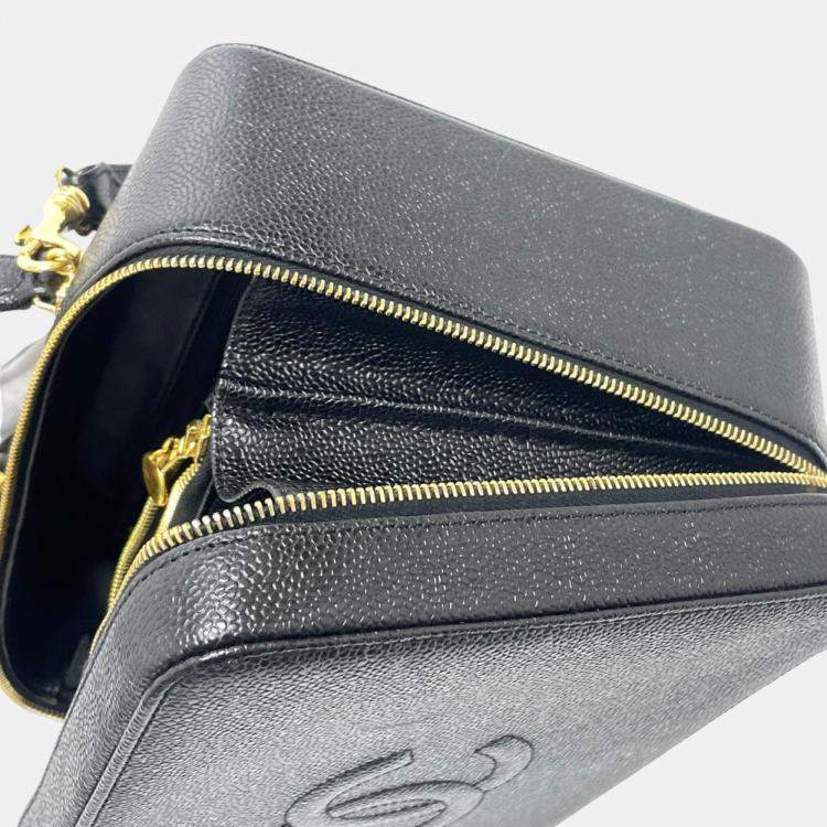 Pre Owned Chanel Black Leather CC Filigree Top Handle Bag