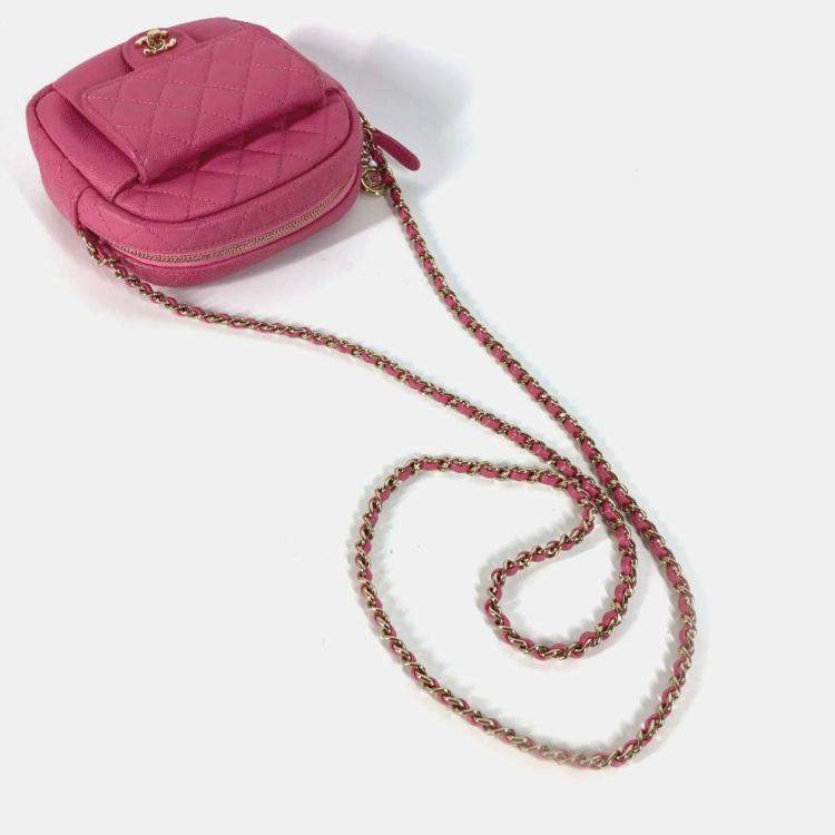 Pre Owned Chanel Pink Caviar Quilted CC Day Camera Case 