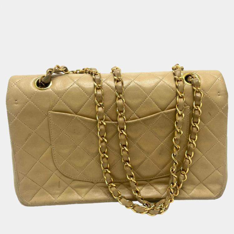 Pre Owned Chanel Beige Leather Medium Classic Double Flap Shoulder Bags