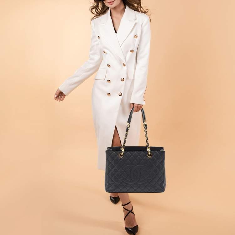 Pre Owned Chanel Black Quilted Caviar Leather GST Shopper Tote