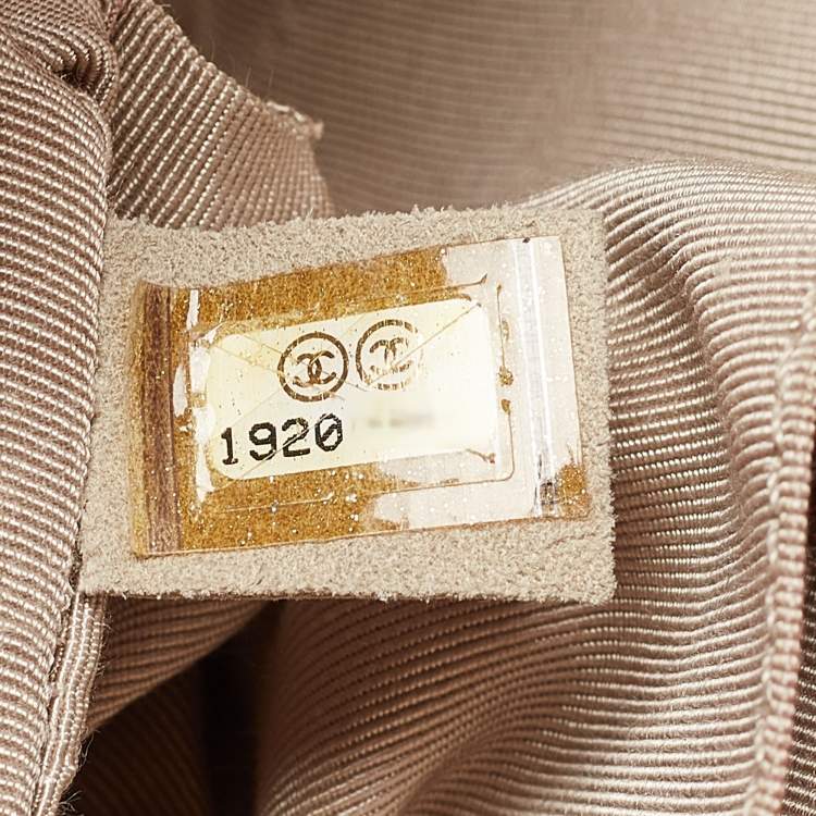 Pre Owned Chanel Red Quilted Perforated Leather New Medium Boy Bag