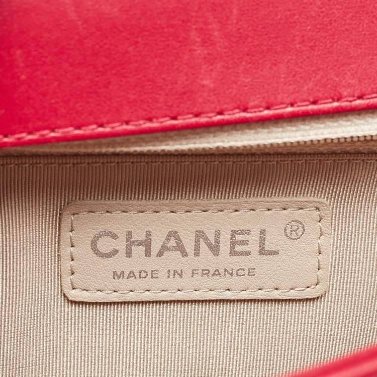 Pre Owned Chanel Red Quilted Perforated Leather New Medium Boy Bag