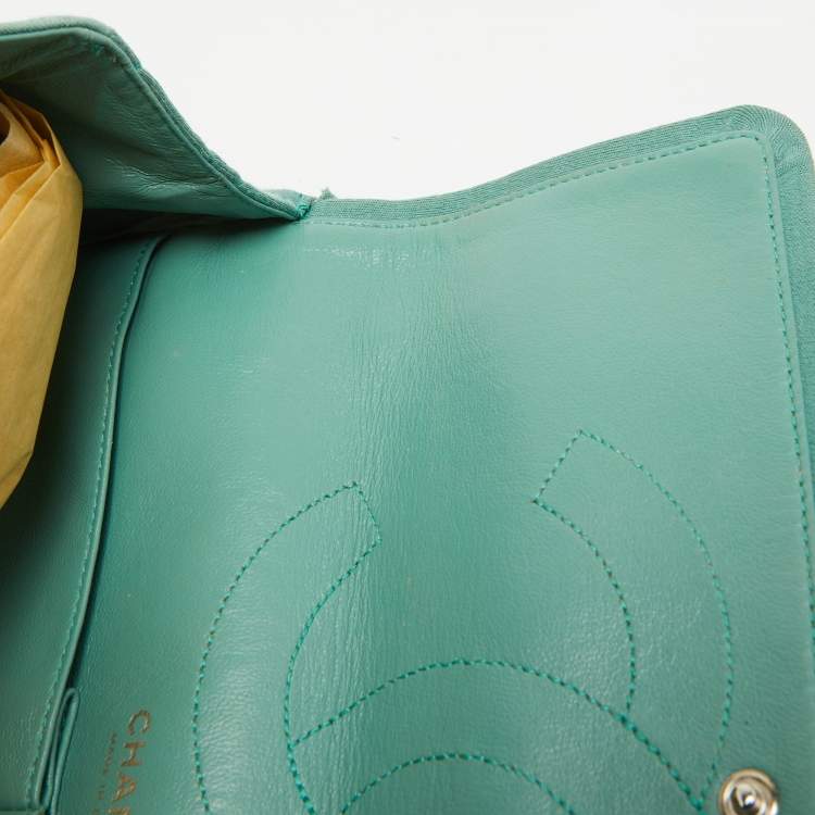 Pre Owned Chanel Light Green Jersey Classic 227 Reissue 2.55 Flap Bag