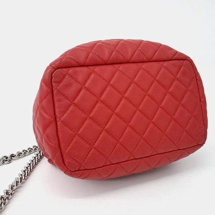 Pre Owned Chanel Drawstring Chain Bucket Bag