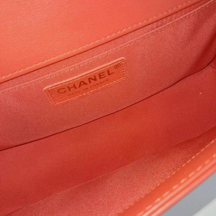 Pre Owned Chanel Chevron Boy Medium Bag