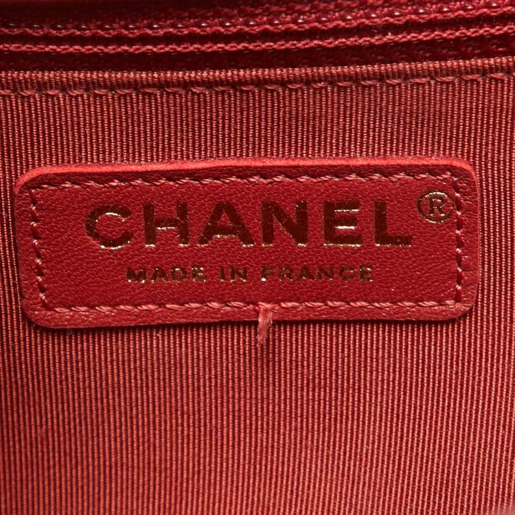 Pre Owned Chanel Red Quilted Leather New Medium Boy Bag