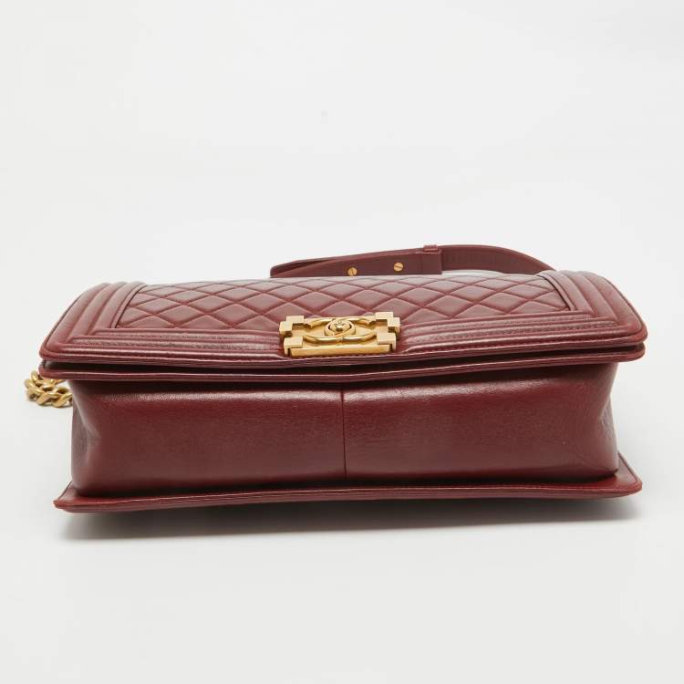 Pre Owned Chanel Red Quilted Leather New Medium Boy Bag