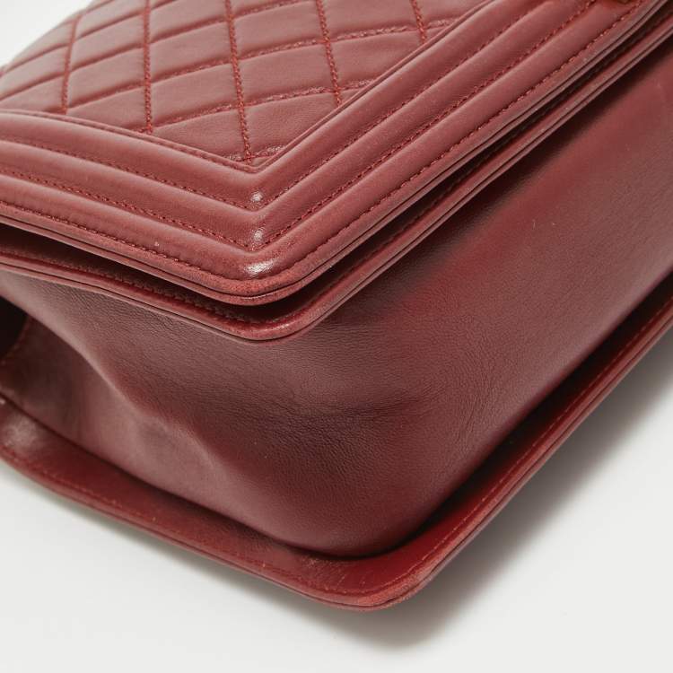 Pre Owned Chanel Red Quilted Leather New Medium Boy Bag
