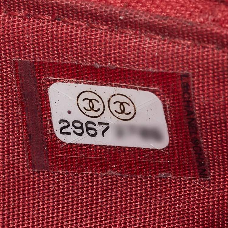 Pre Owned Chanel Red Quilted Caviar Leather Zip Classic Boy Pouch