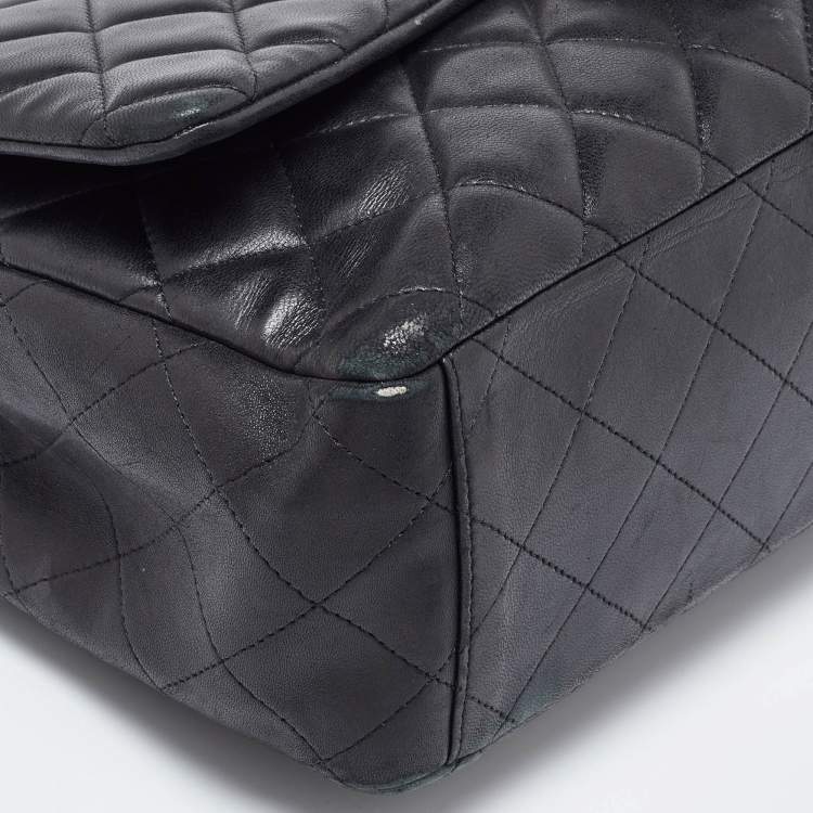 Pre Owned Chanel Black Quilted Lambskin Leather Maxi Classic Double Flap Bag