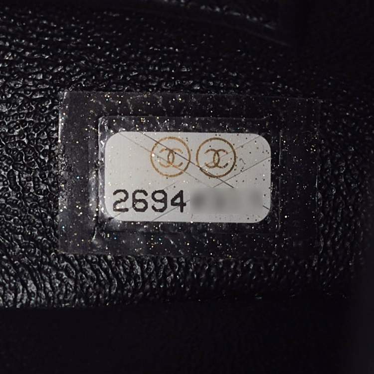 Pre Owned Chanel Black Chevron Leather Medium Trendy CC Top Handle Bag