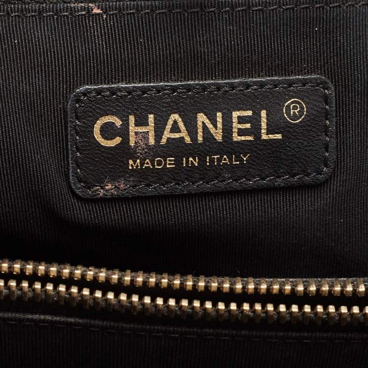 Pre Owned Chanel Black Quilted Leather Large Boy Shopper Tote