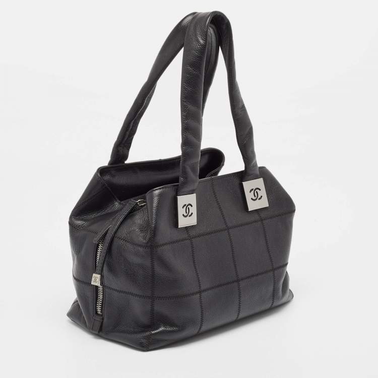 Pre Owned Chanel Black Leather Square Stitch Bowler Bag