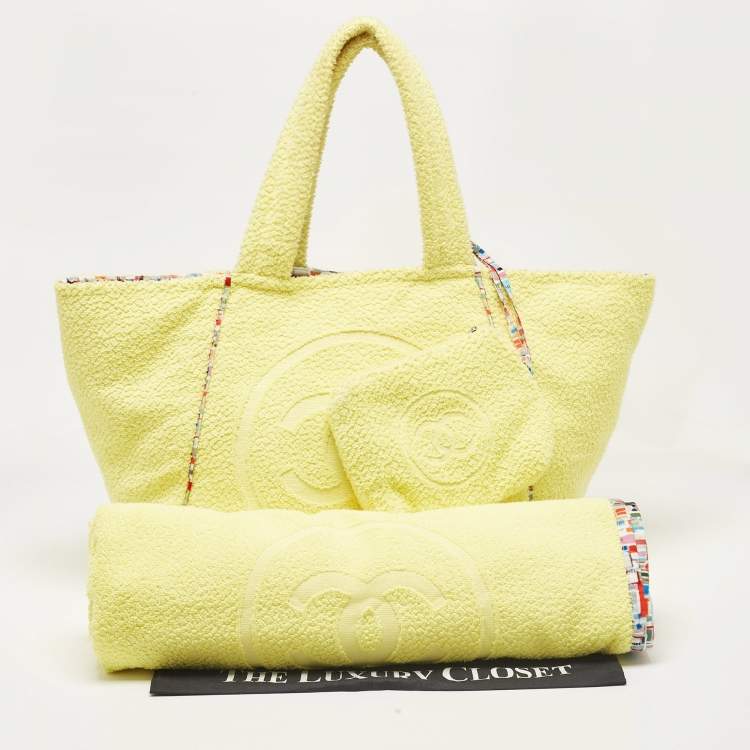 Pre Owned Chanel Yellow Terry Cloth CC Beach Tote w/Towel Set