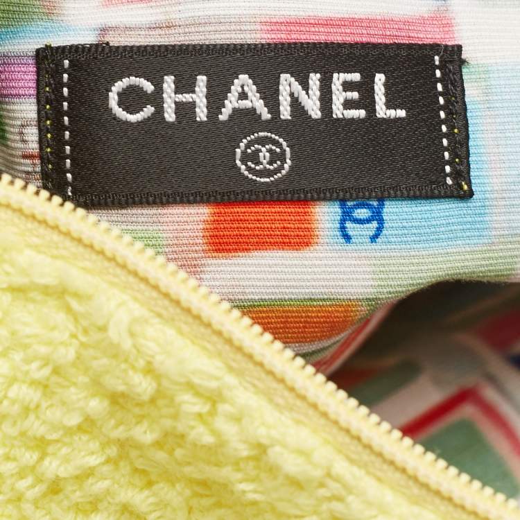 Pre Owned Chanel Yellow Terry Cloth CC Beach Tote w/Towel Set
