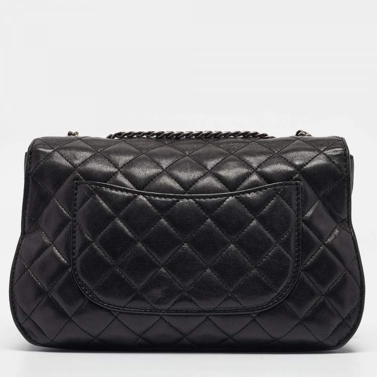 Pre Owned Chanel Black Quilted Leather CC Double Compartment Flap Bag