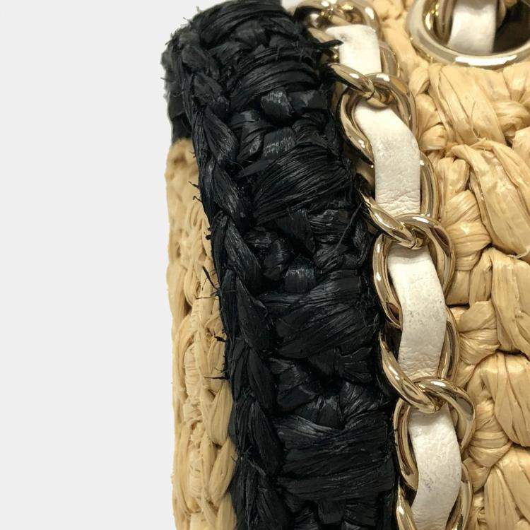 Pre Owned Chanel Beige/Black Raffia Flap Bag