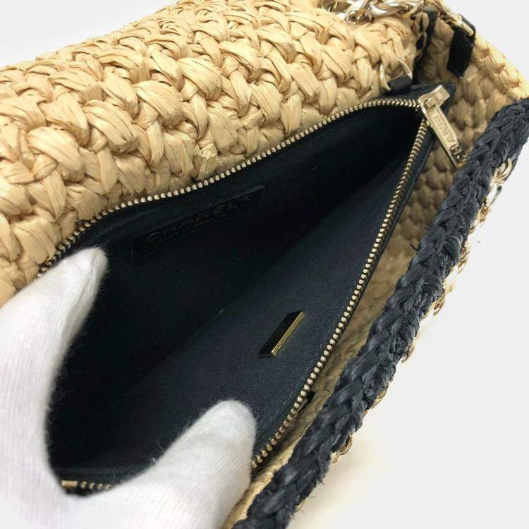 Pre Owned Chanel Beige/Black Raffia Flap Bag