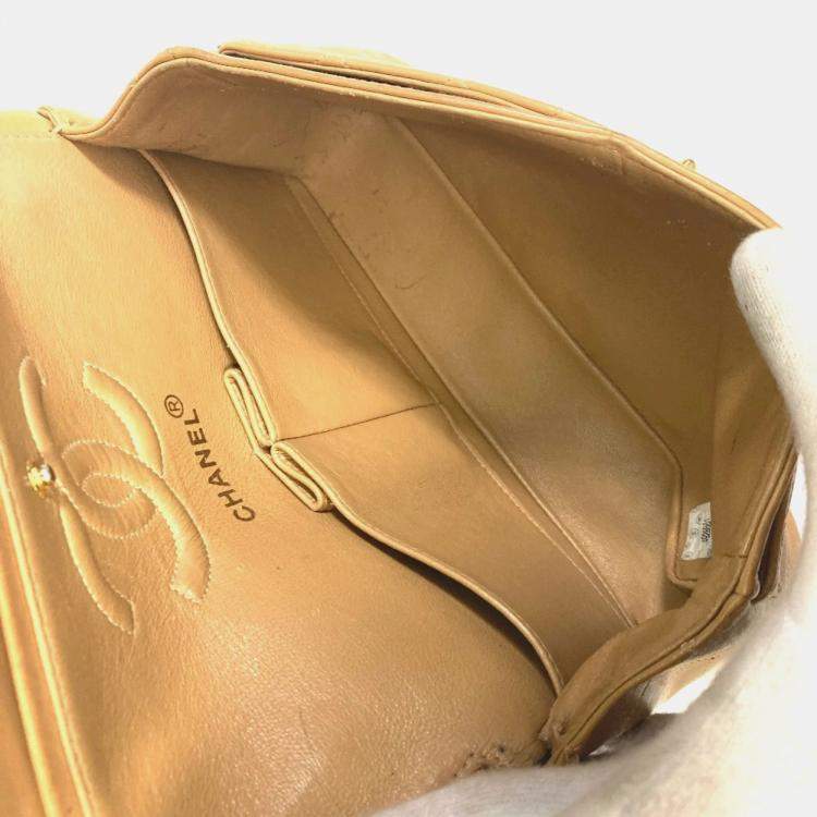 Pre Owned Chanel Beige Leather Small Classic Double Flap Shoulder Bags