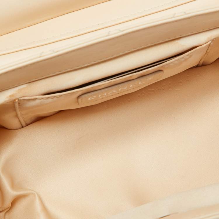 Pre Owned Chanel Beige Quilted Leather Boy Vanity Case Bag