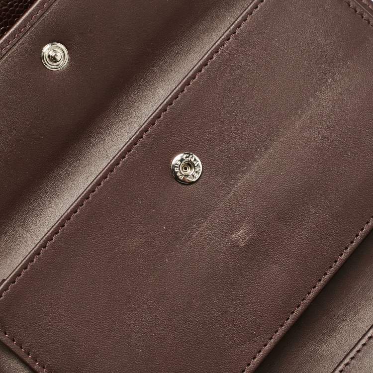 Pre Owned Chanel Plum Quilted Caviar Leather Classic Flap Trifold Wallet